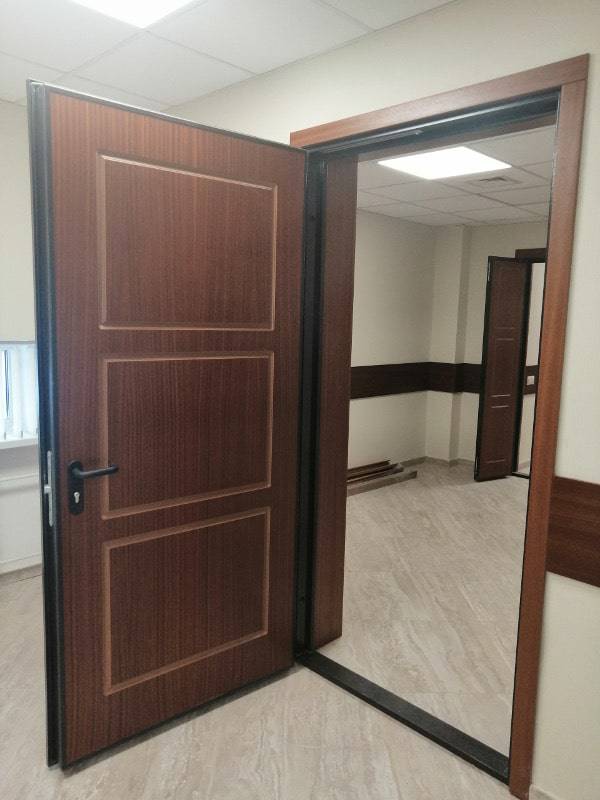 На входе в кабинет На входе в кабинет