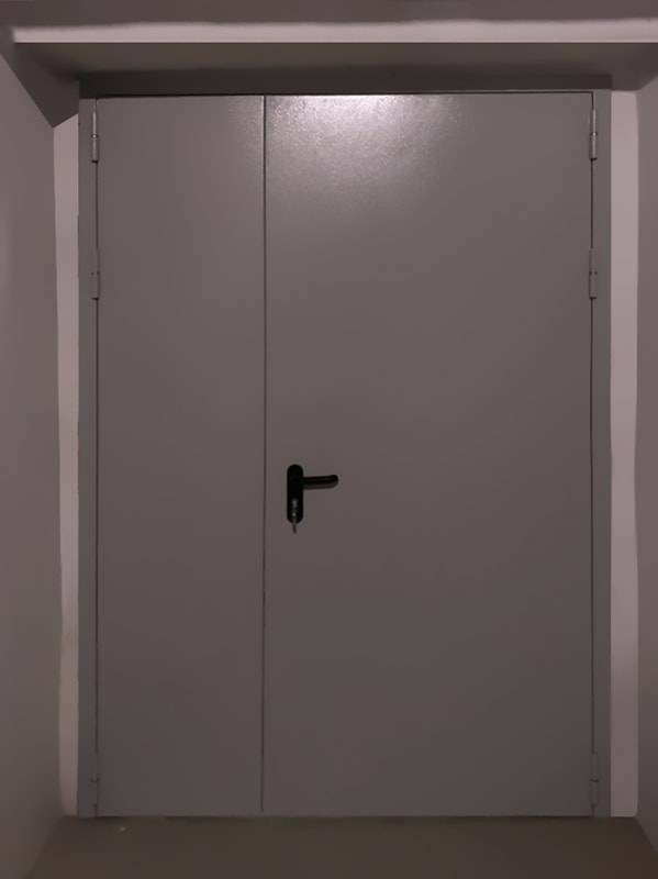 Полуторная дверь (1-й Нагатенский проезд, д.4)